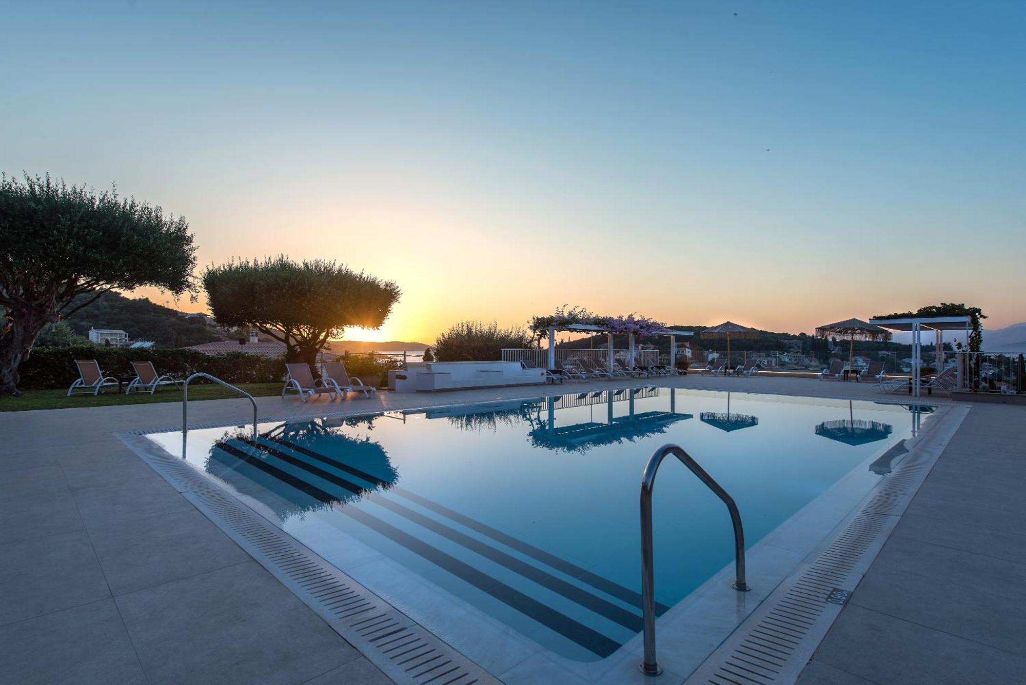 Hill Lofos Hotel Kassiopi Eksteriør billede