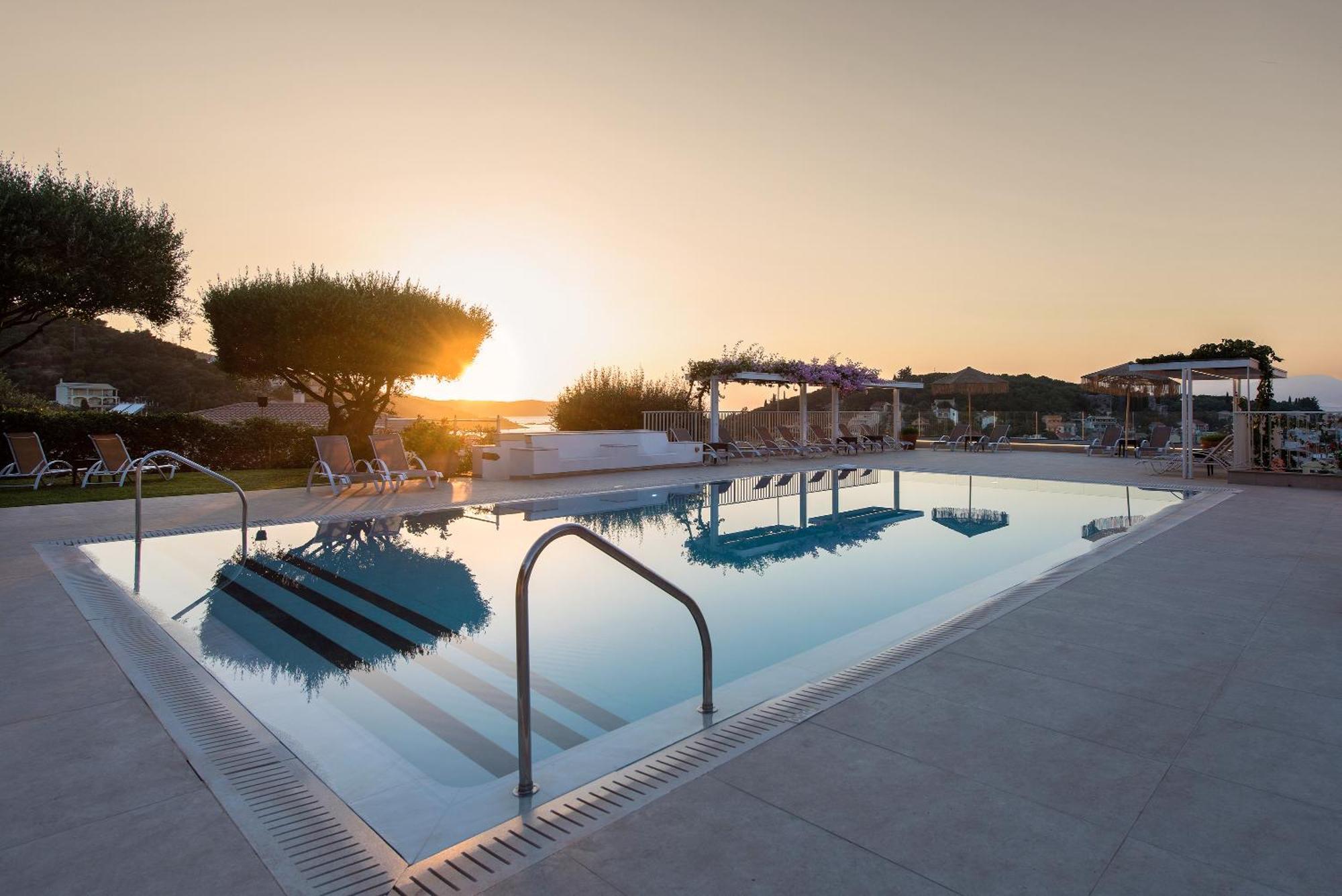 Hill Lofos Hotel Kassiopi Eksteriør billede
