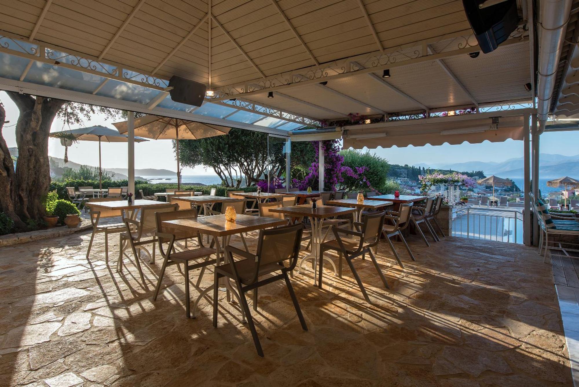 Hill Lofos Hotel Kassiopi Eksteriør billede